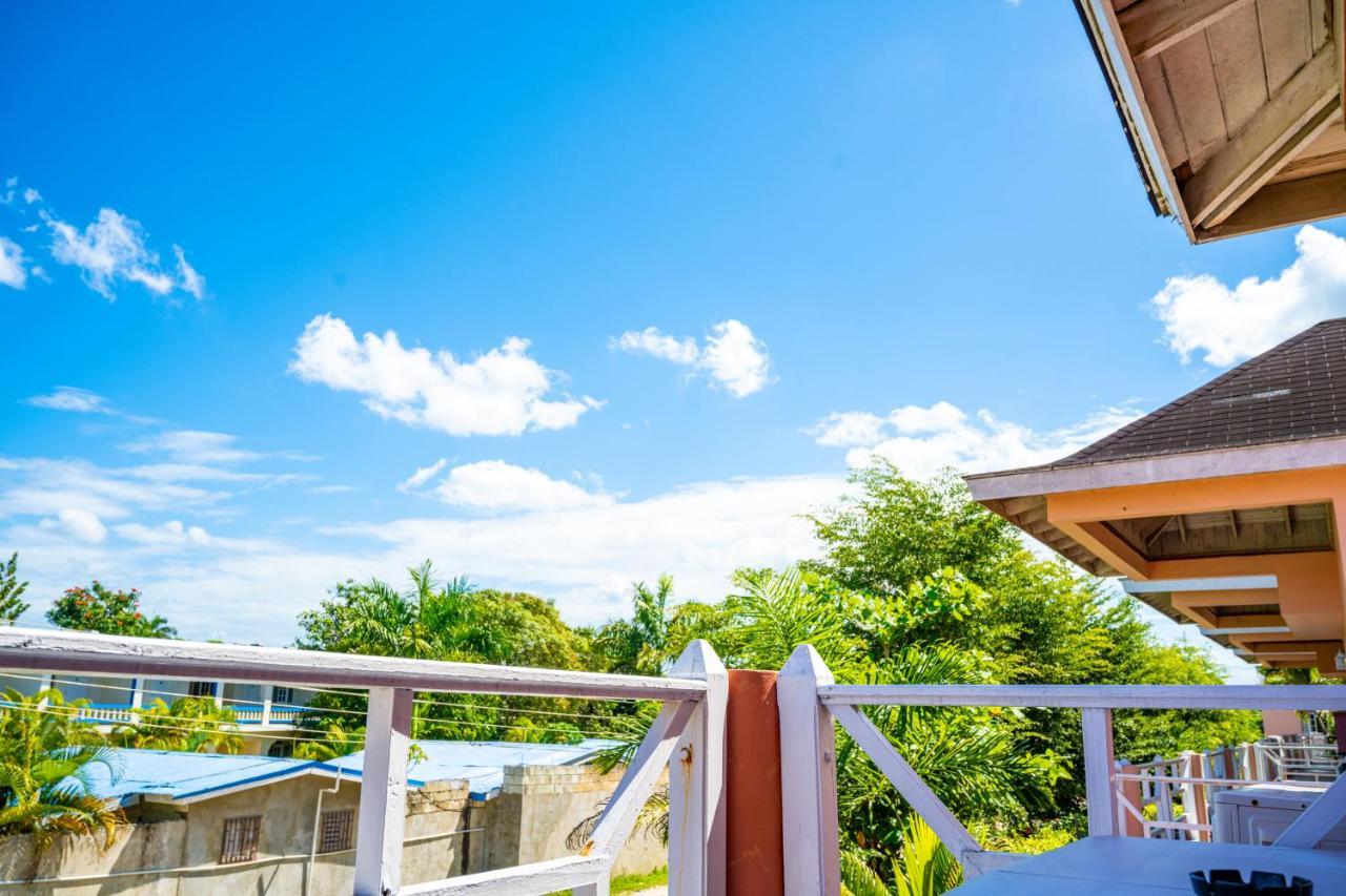 Shields Negril Villas Dış mekan fotoğraf